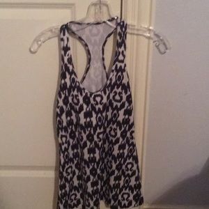 Lululemon ikat tank size 6